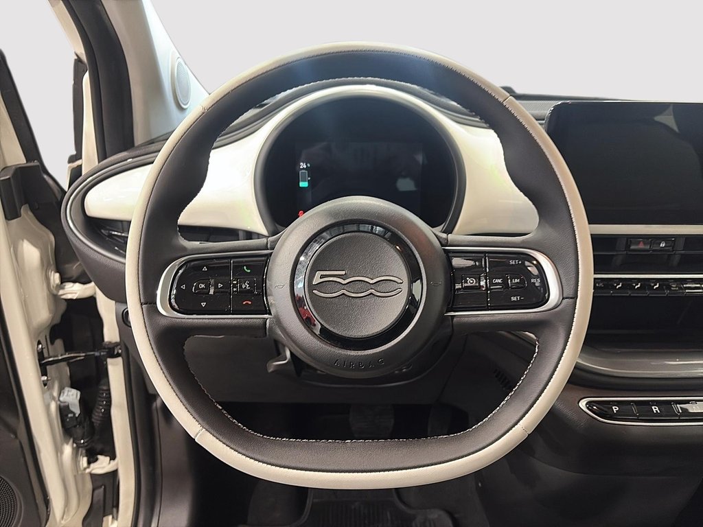 2025 Fiat 500e LA PRIMA in Saint-Hyacinthe, Quebec - 11 - w1024h768px