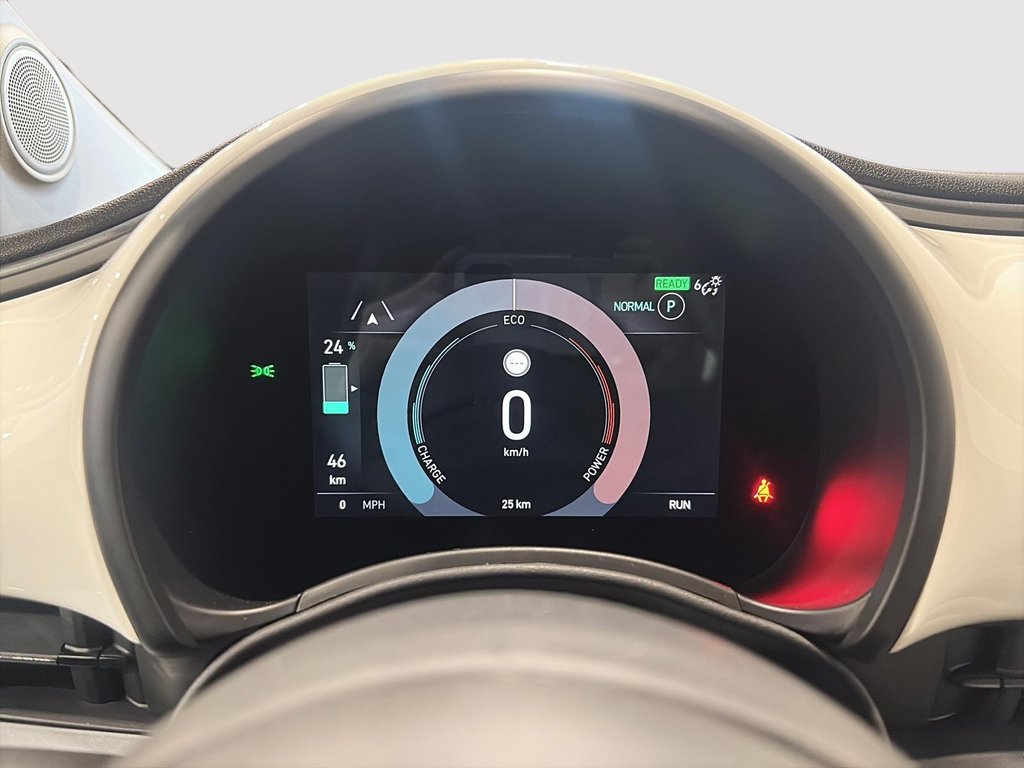 2025 Fiat 500e LA PRIMA in Saint-Hyacinthe, Quebec - 12 - w1024h768px