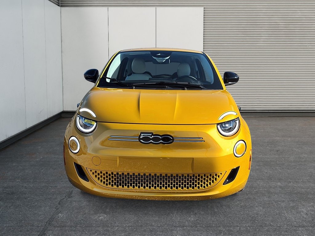 2026 Fiat 500e POP in Saint-Hyacinthe, Quebec - 2 - w1024h768px