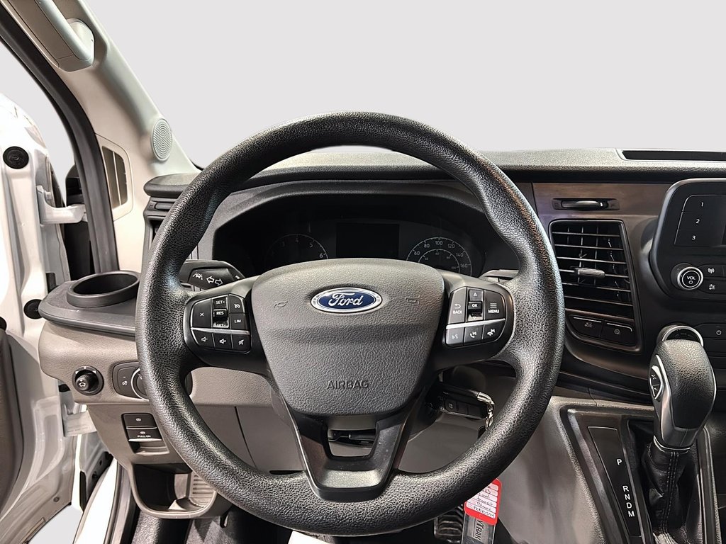 Ford Transit Cargo Van  2023 à Saint-Hyacinthe, Québec - 8 - w1024h768px