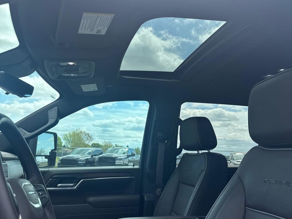 GMC Sierra 3500HD Denali CrewCab 6.6L Diesel  Roues Doubles 2024 à Saint-Hyacinthe, Québec - 9 - w1024h768px