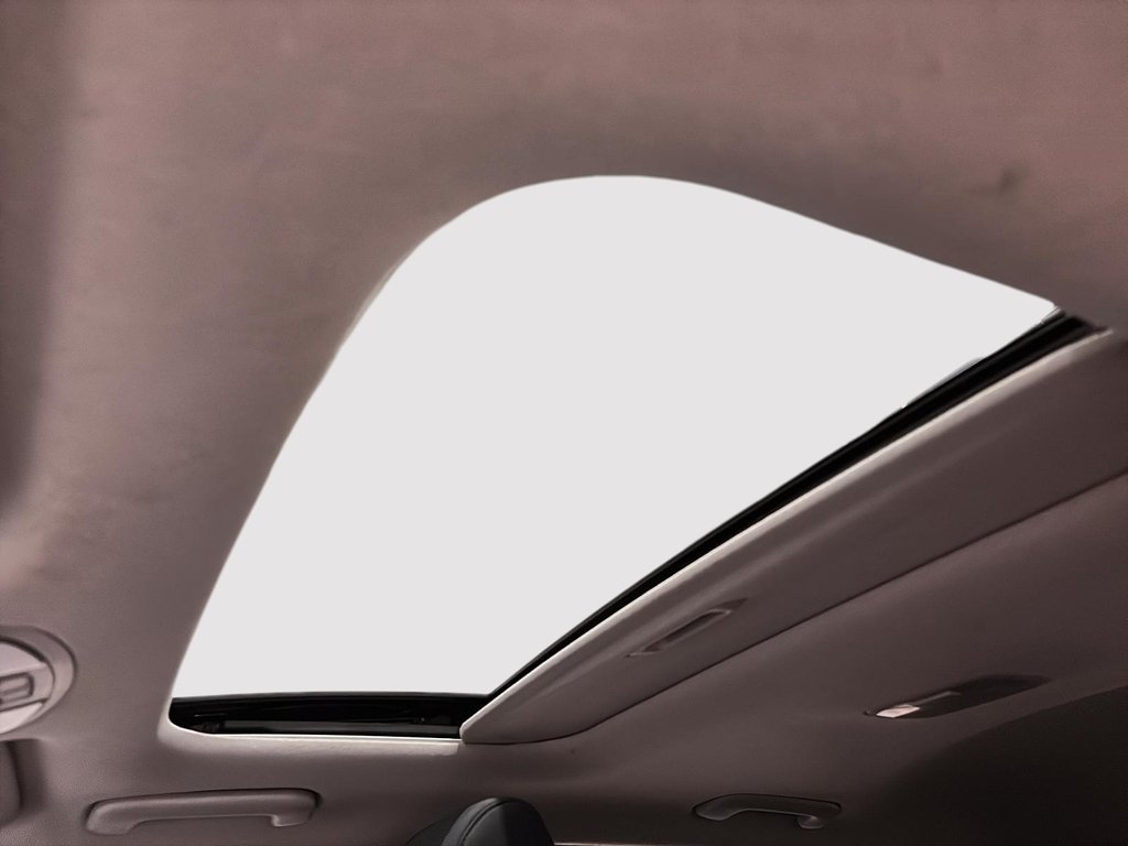 2019 Hyundai Accent Ultimate in Saint-Hyacinthe, Quebec - 14 - w1024h768px