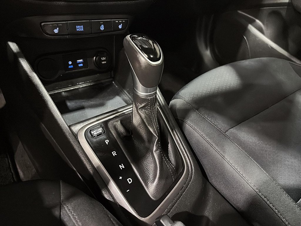 2019 Hyundai Accent Ultimate in Saint-Hyacinthe, Quebec - 13 - w1024h768px