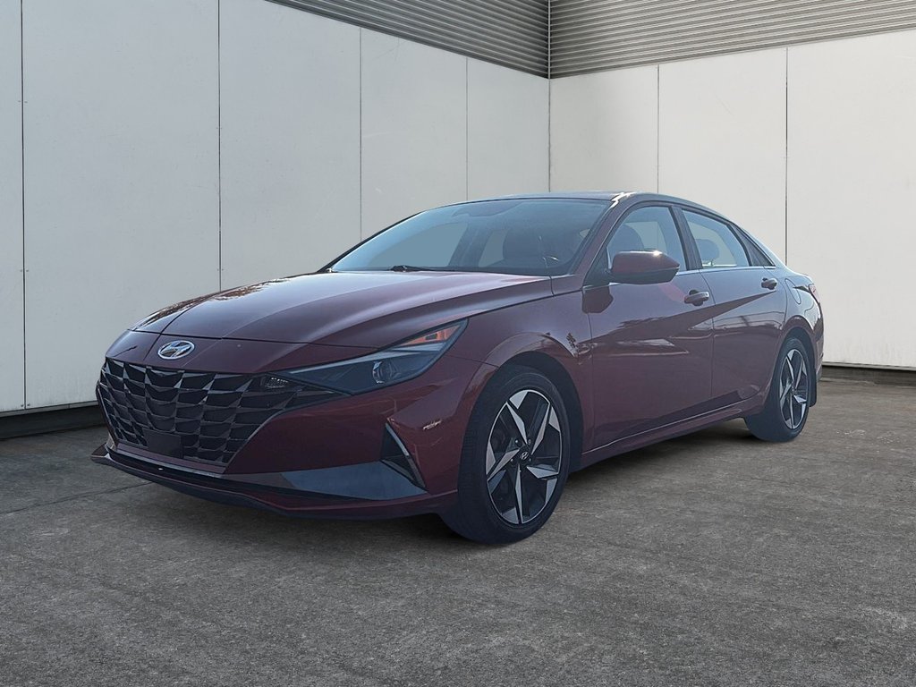 Hyundai Elantra Luxury 2023 à Saint-Hyacinthe, Québec - 1 - w1024h768px