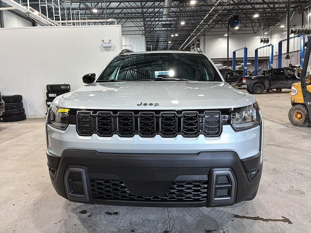 2026 Jeep Cherokee LAREDO in Saint-Hyacinthe, Quebec - 2 - w1024h768px