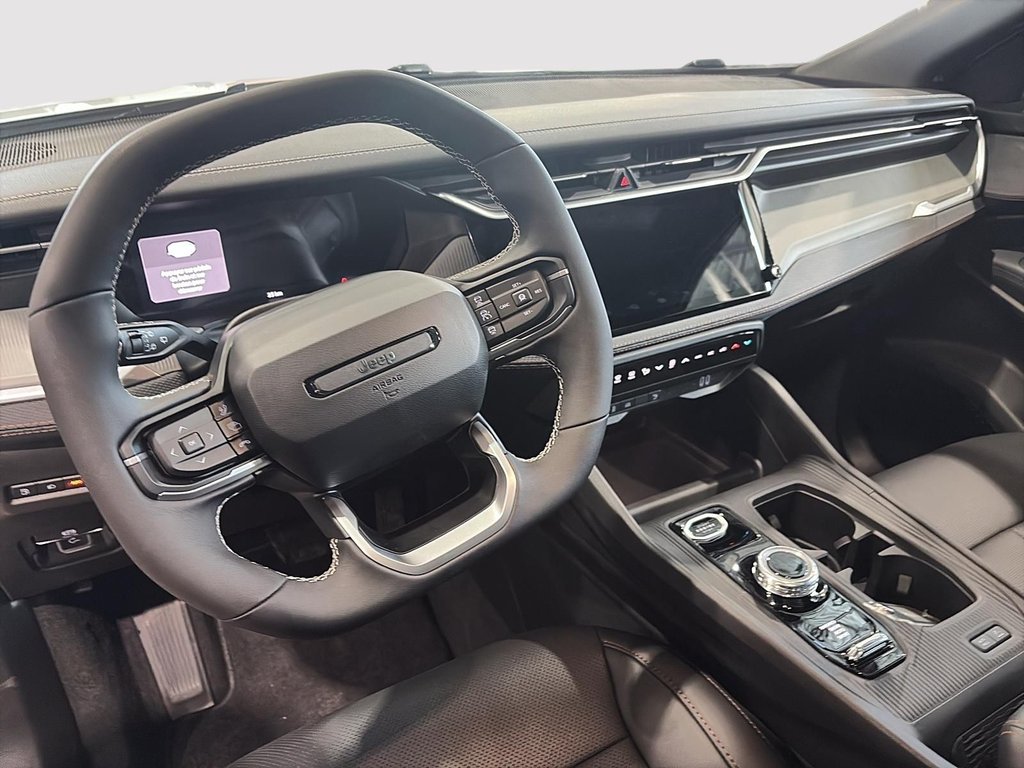 2026 Jeep Cherokee Limited in Saint-Hyacinthe, Quebec - 9 - w1024h768px