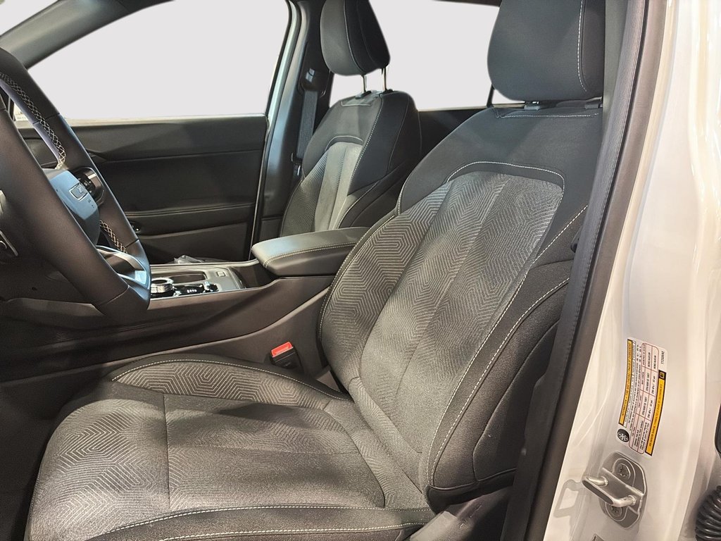 2026 Jeep Cherokee LAREDO in Saint-Hyacinthe, Quebec - 8 - w1024h768px