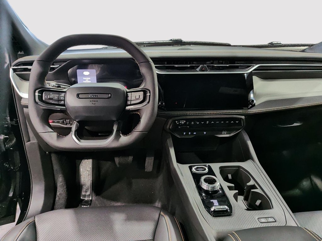 2026 Jeep Cherokee 85TH ANNIVERSARY in Saint-Hyacinthe, Quebec - 9 - w1024h768px