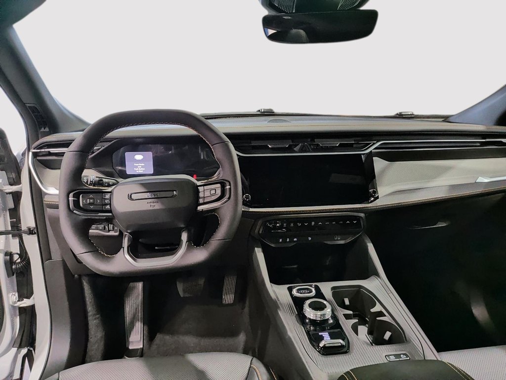 2026 Jeep Cherokee 85TH ANNIVERSARY in Saint-Hyacinthe, Quebec - 10 - w1024h768px