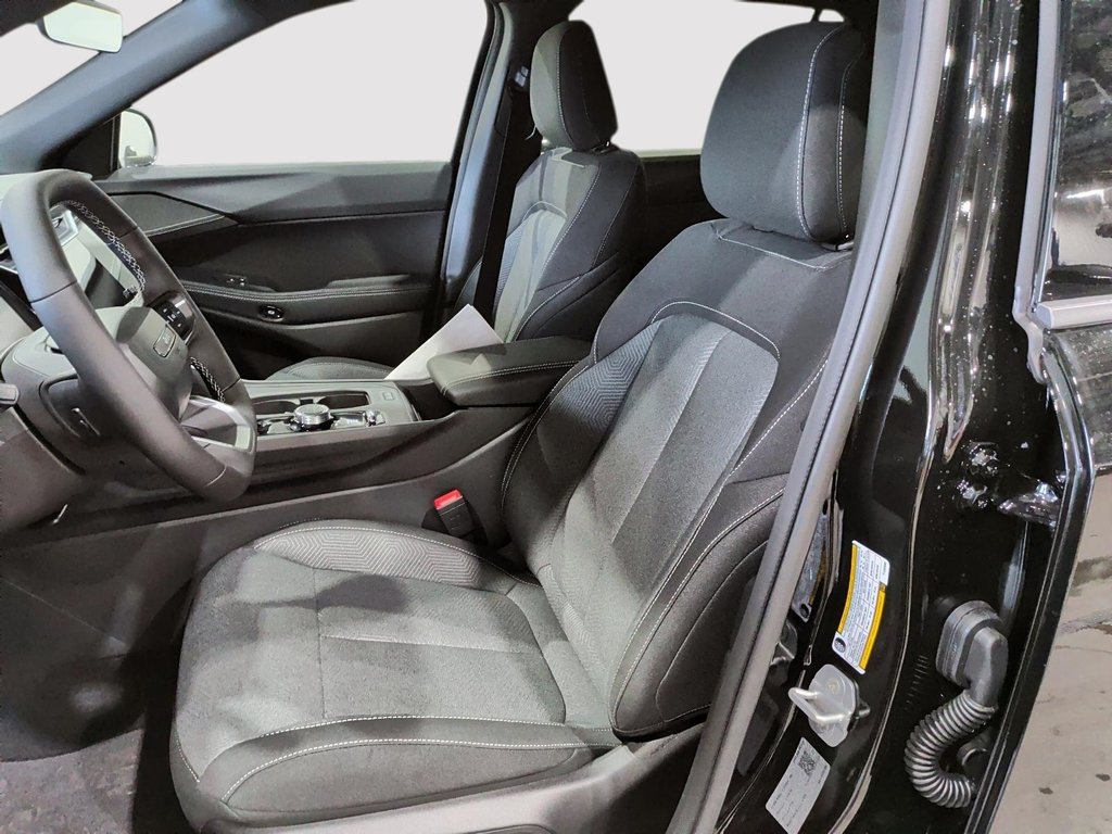2026 Jeep Cherokee LAREDO in Saint-Hyacinthe, Quebec - 8 - w1024h768px