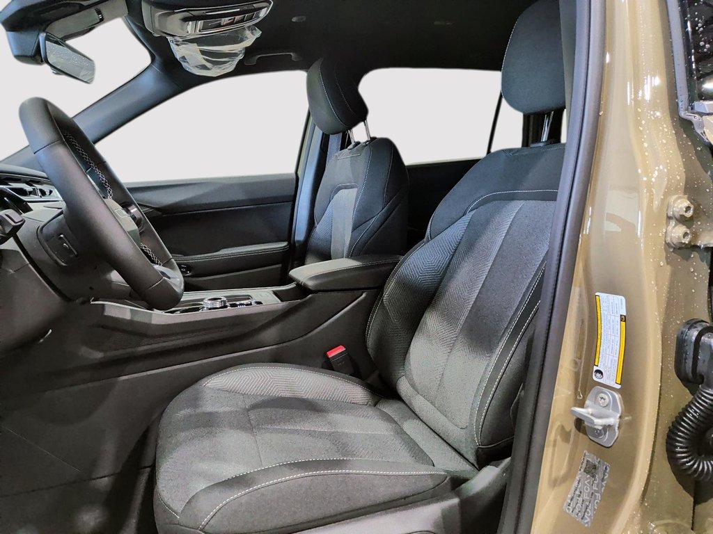 2026 Jeep Cherokee LAREDO in Saint-Hyacinthe, Quebec - 8 - w1024h768px