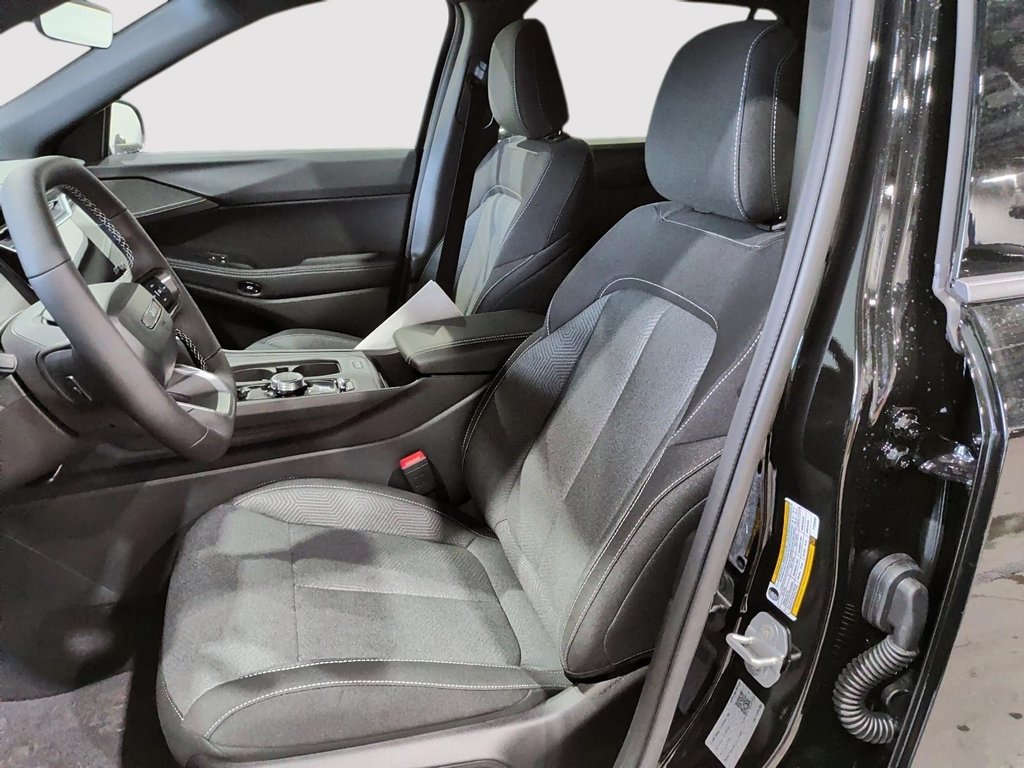2026 Jeep Cherokee LAREDO in Saint-Hyacinthe, Quebec - 8 - w1024h768px