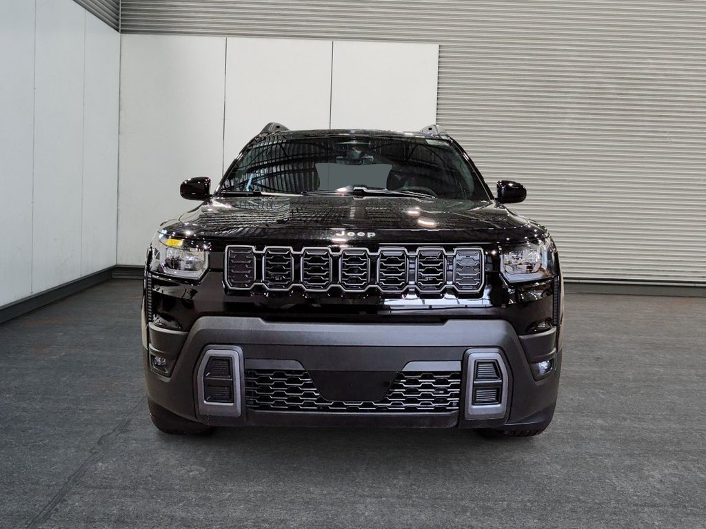 2026 Jeep Cherokee LAREDO in Saint-Hyacinthe, Quebec - 2 - w1024h768px