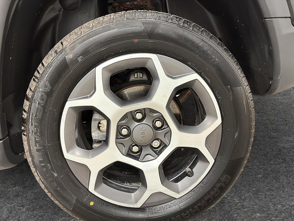 2022 Jeep Compass Trailhawk in Saint-Hyacinthe, Quebec - 7 - w1024h768px