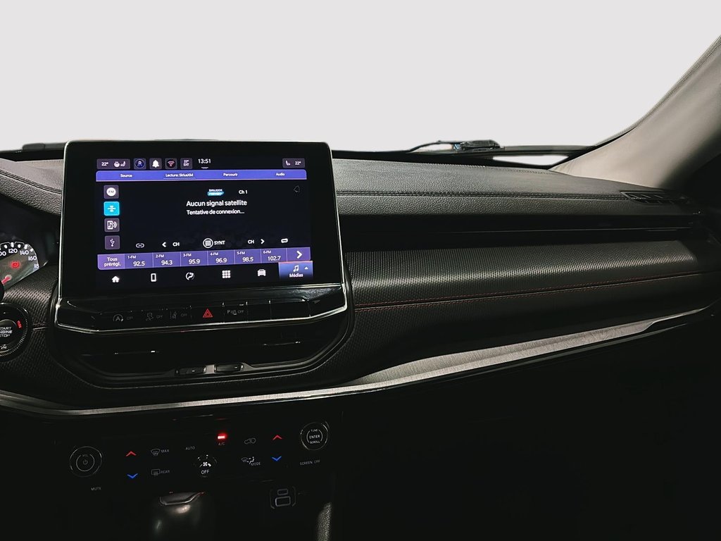 2022 Jeep Compass Trailhawk in Saint-Hyacinthe, Quebec - 13 - w1024h768px