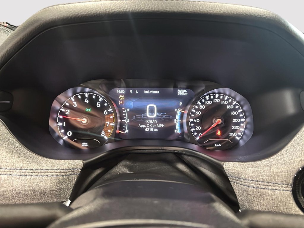 2024 Jeep Compass Sport in Saint-Hyacinthe, Quebec - 10 - w1024h768px