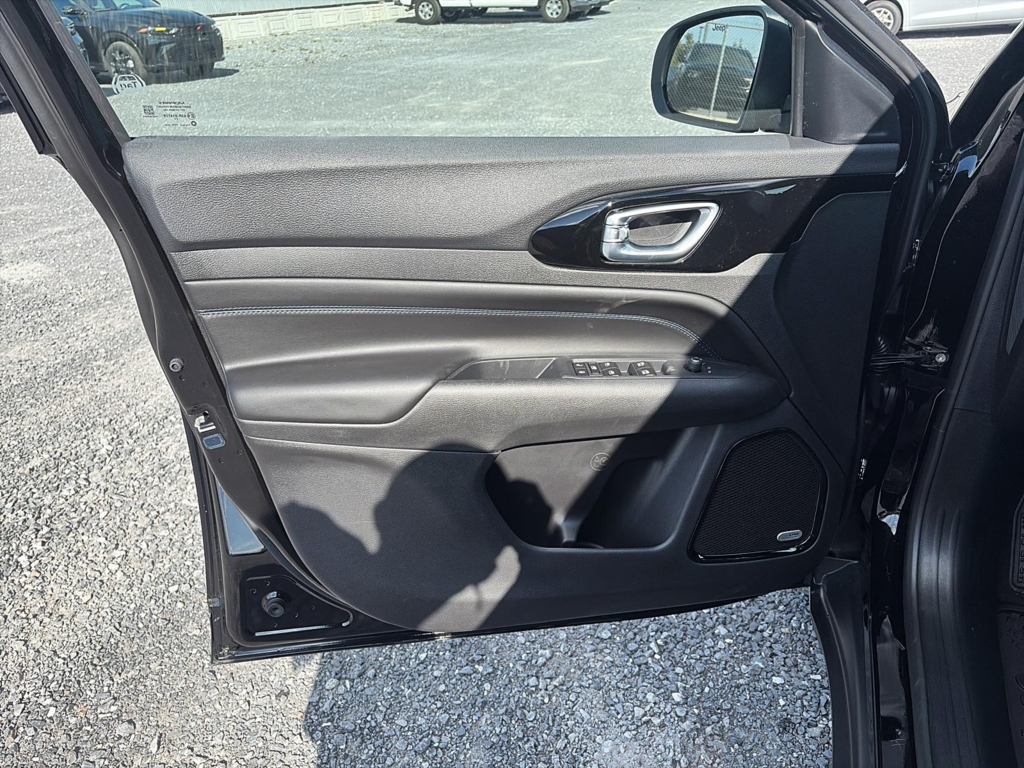 Jeep Compass ALTITUDE 2025 à Saint-Hyacinthe, Québec - 9 - w1024h768px