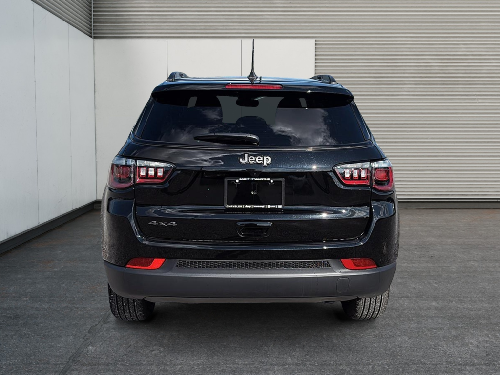 Jeep Compass ALTITUDE 2025 à Saint-Hyacinthe, Québec - 3 - w1024h768px