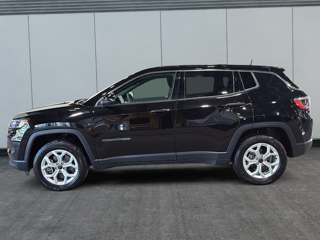 2025 Jeep Compass Sport in Saint-Hyacinthe, Quebec - 5 - w1024h768px