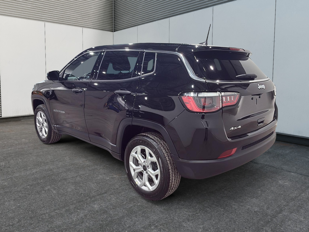 Jeep Compass SPORT 2026 à Saint-Hyacinthe, Québec - 4 - w1024h768px