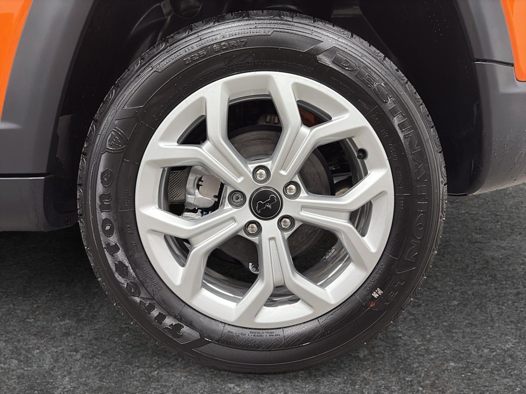 2026 Jeep Compass SPORT in Saint-Hyacinthe, Quebec - 9 - w1024h768px