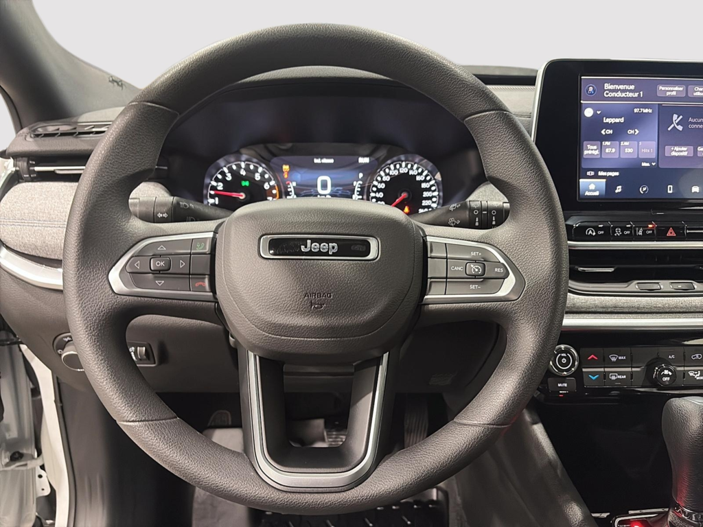 Jeep Compass NORTH 2026 à Saint-Hyacinthe, Québec - 14 - w1024h768px