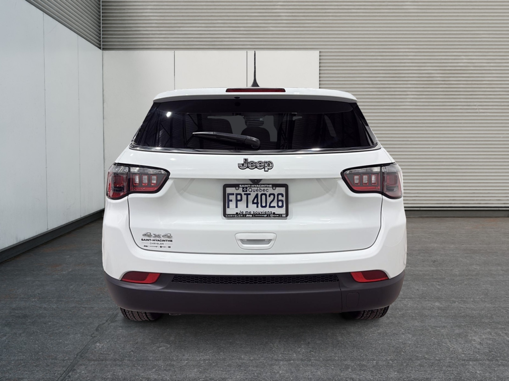 Jeep Compass NORTH 2026 à Saint-Hyacinthe, Québec - 3 - w1024h768px