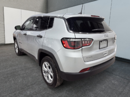 2026 Jeep Compass Sport in Saint-Hyacinthe, Quebec - 4 - w1024h768px