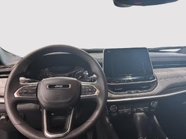 2026 Jeep Compass SPORT in Saint-Hyacinthe, Quebec - 12 - w1024h768px