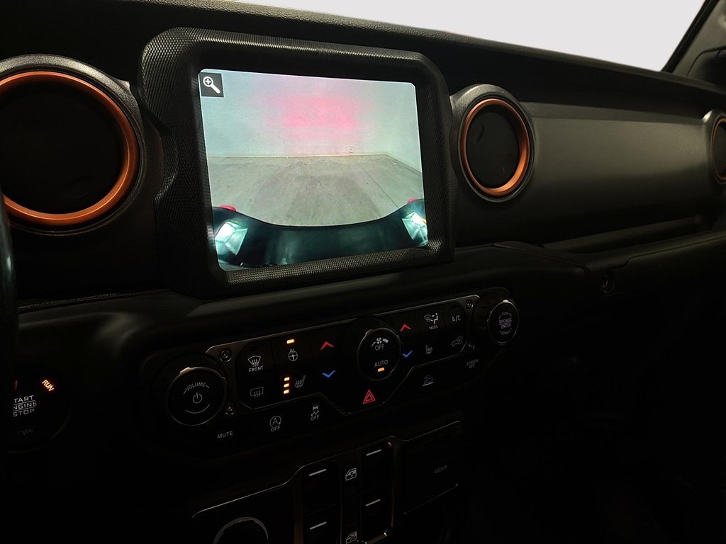 2023 Jeep Gladiator Mojave in Saint-Hyacinthe, Quebec - 14 - w1024h768px