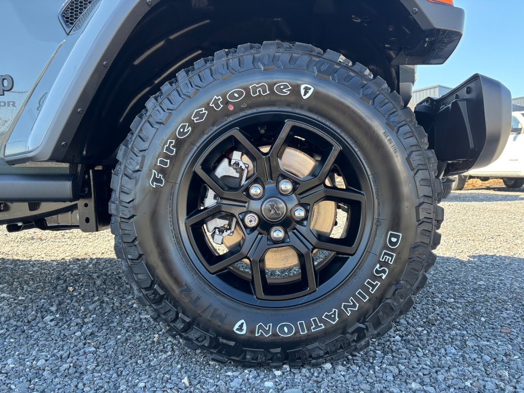 Jeep Gladiator WILLYS 2025 à Saint-Hyacinthe, Québec - 8 - w1024h768px