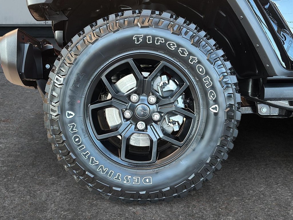 2025 Jeep Gladiator WILLYS in Saint-Hyacinthe, Quebec - 6 - w1024h768px