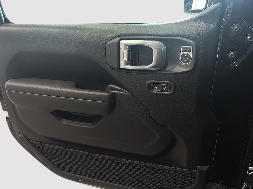 2026 Jeep Gladiator SPORT S in Saint-Hyacinthe, Quebec - 9 - w1024h768px