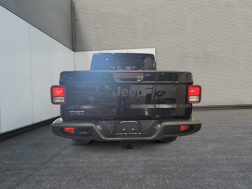 2026 Jeep Gladiator SPORT S in Saint-Hyacinthe, Quebec - 3 - w1024h768px