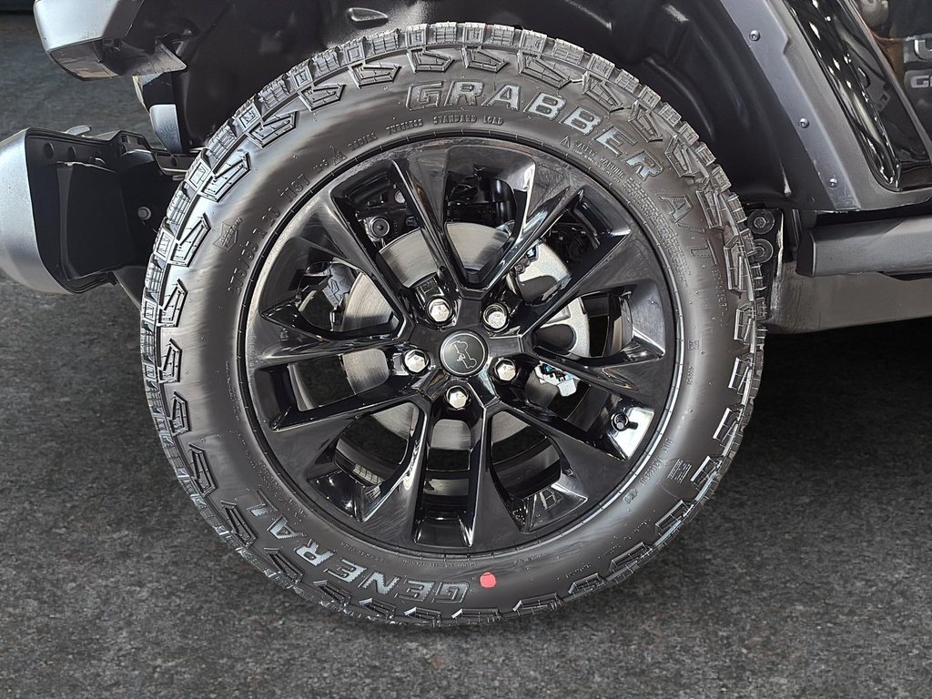 2026 Jeep Gladiator SPORT S in Saint-Hyacinthe, Quebec - 6 - w1024h768px