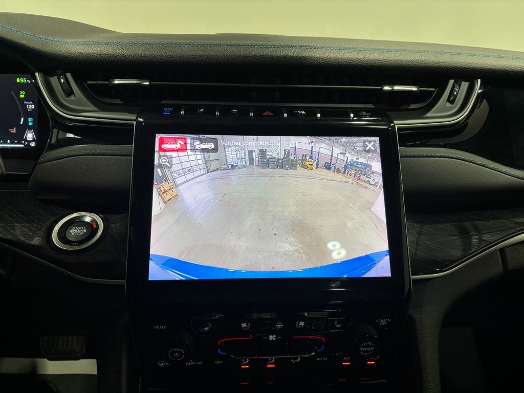 2023  Grand Cherokee 4xe 4XE Branchable TRAILHAWK in Saint-Hyacinthe, Quebec - 26 - w1024h768px