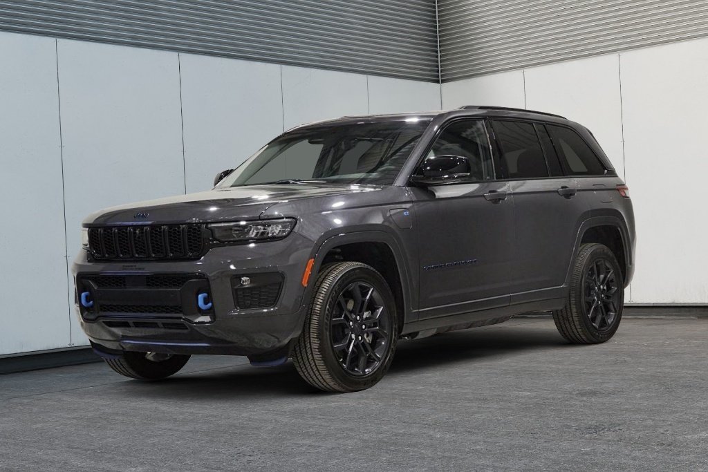 2023 Jeep Grand Cherokee 4xe 30th Anniversary in Saint-Hyacinthe, Quebec - 1 - w1024h768px