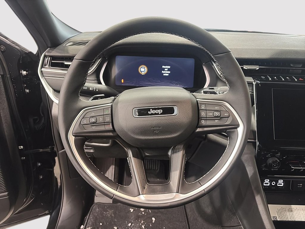 2025 Jeep Grand Cherokee L ALTITUDE in Saint-Hyacinthe, Quebec - 8 - w1024h768px