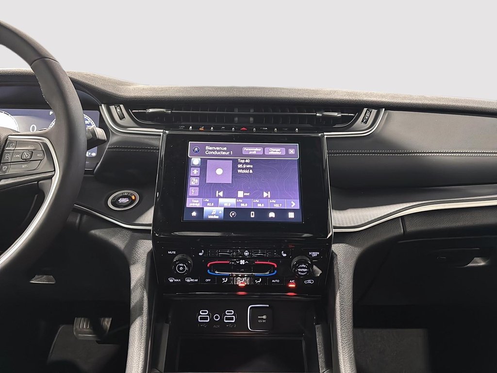 Jeep Grand Cherokee LAREDO ALTITUDE 2025 à Saint-Hyacinthe, Québec - 12 - w1024h768px