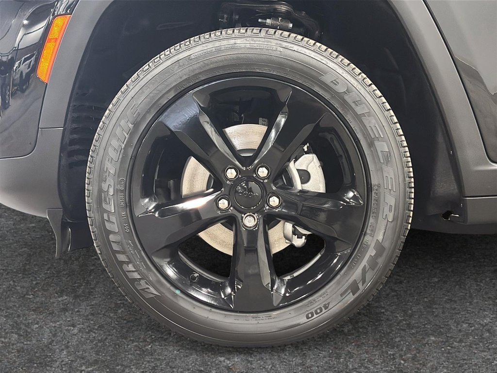 Jeep Grand Cherokee LAREDO ALTITUDE 2025 à Saint-Hyacinthe, Québec - 6 - w1024h768px