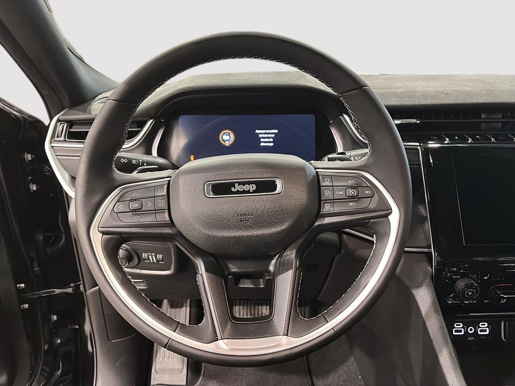 Jeep Grand Cherokee LAREDO ALTITUDE 2025 à Saint-Hyacinthe, Québec - 10 - w1024h768px