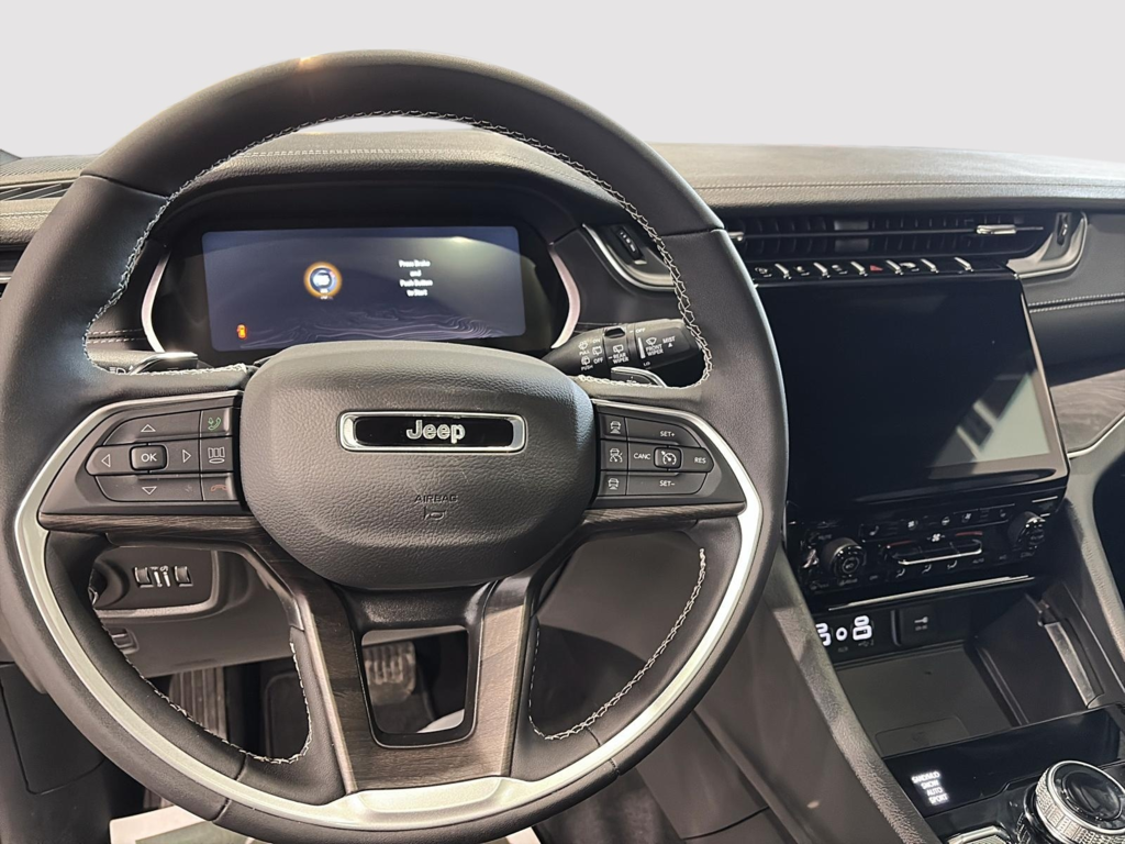 Jeep Grand Cherokee Limited 2025 à Saint-Hyacinthe, Québec - 7 - w1024h768px