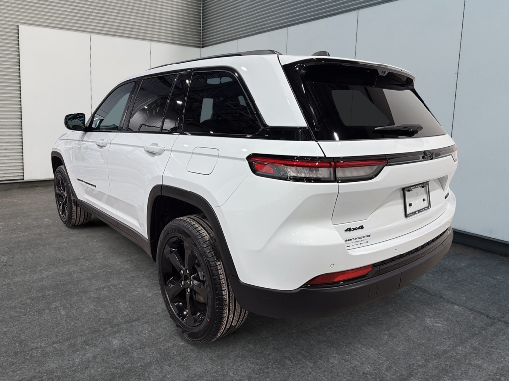 Jeep Grand Cherokee Limited 2025 à Saint-Hyacinthe, Québec - 4 - w1024h768px
