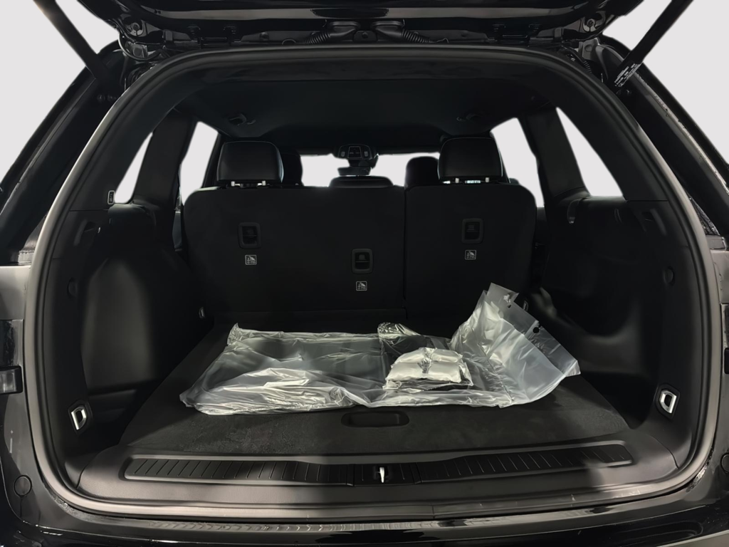 2025 Jeep Grand Cherokee Altitude in Saint-Hyacinthe, Quebec - 9 - w1024h768px