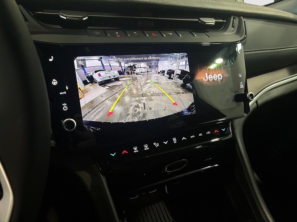 2026 Jeep Grand Cherokee ALTITUDE in Saint-Hyacinthe, Quebec - 16 - w1024h768px