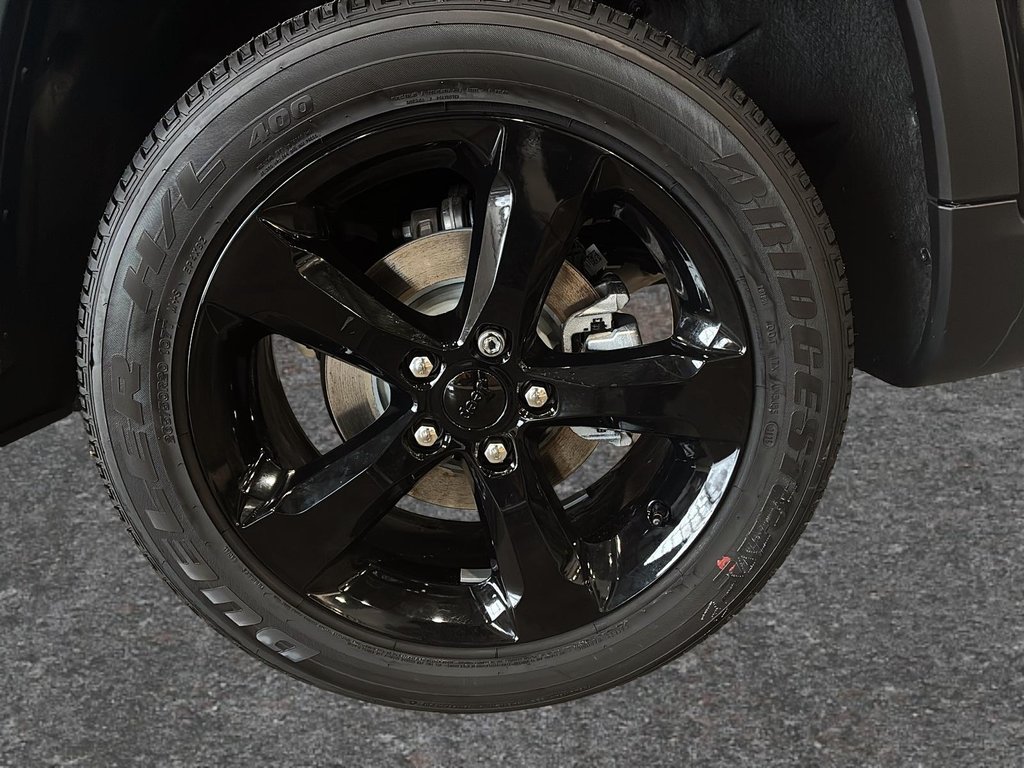 2026 Jeep Grand Cherokee ALTITUDE in Saint-Hyacinthe, Quebec - 7 - w1024h768px