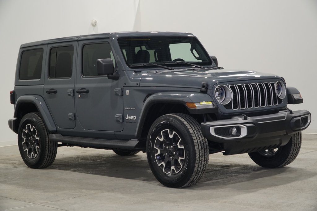2024 Jeep WRANGLER 4-Door SAHARA in Saint-Hyacinthe, Quebec - 3 - w1024h768px