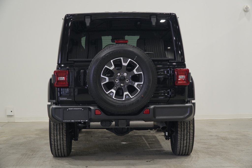 2024 Jeep WRANGLER 4-Door SAHARA in Saint-Hyacinthe, Quebec - 5 - w1024h768px
