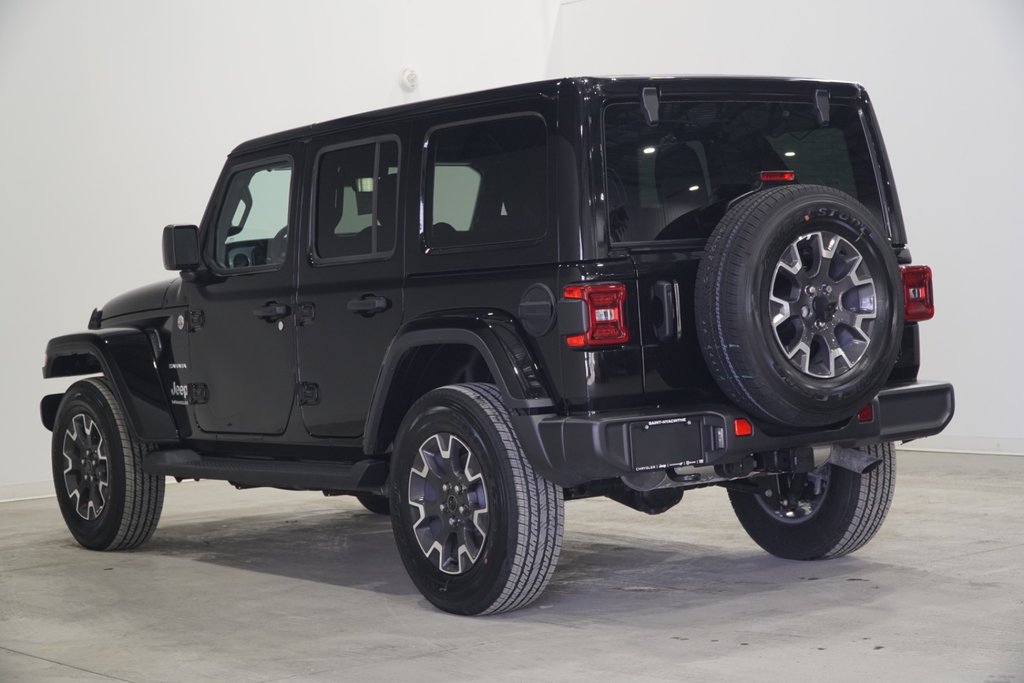 2024 Jeep WRANGLER 4-Door SAHARA in Saint-Hyacinthe, Quebec - 6 - w1024h768px