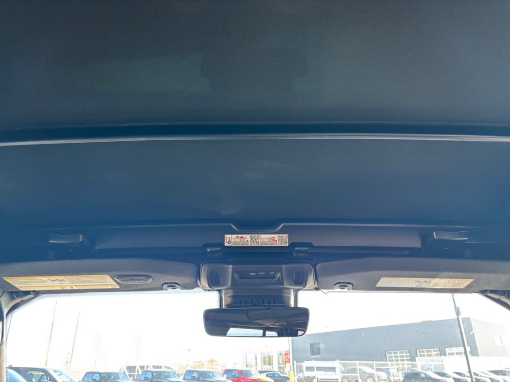 Jeep WRANGLER 4-Door SAHARA 2024 à Saint-Hyacinthe, Québec - 13 - w1024h768px